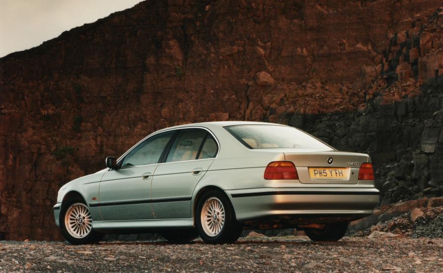  BMW 540i Sedan 1996 года  (фото 5 из 13)